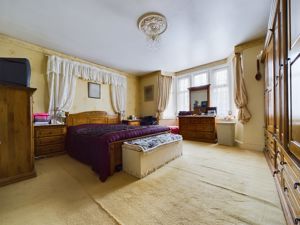 Bedroom- click for photo gallery